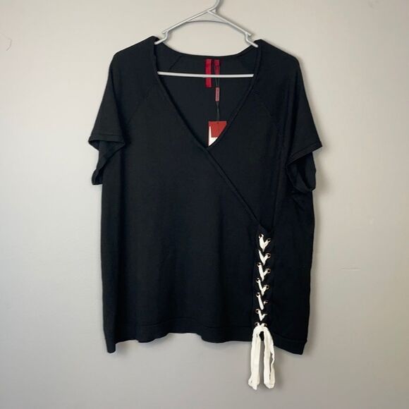 Love Scarlett Black Sweater with white laces on bottom right. Size 1X. - Picture 1 of 14